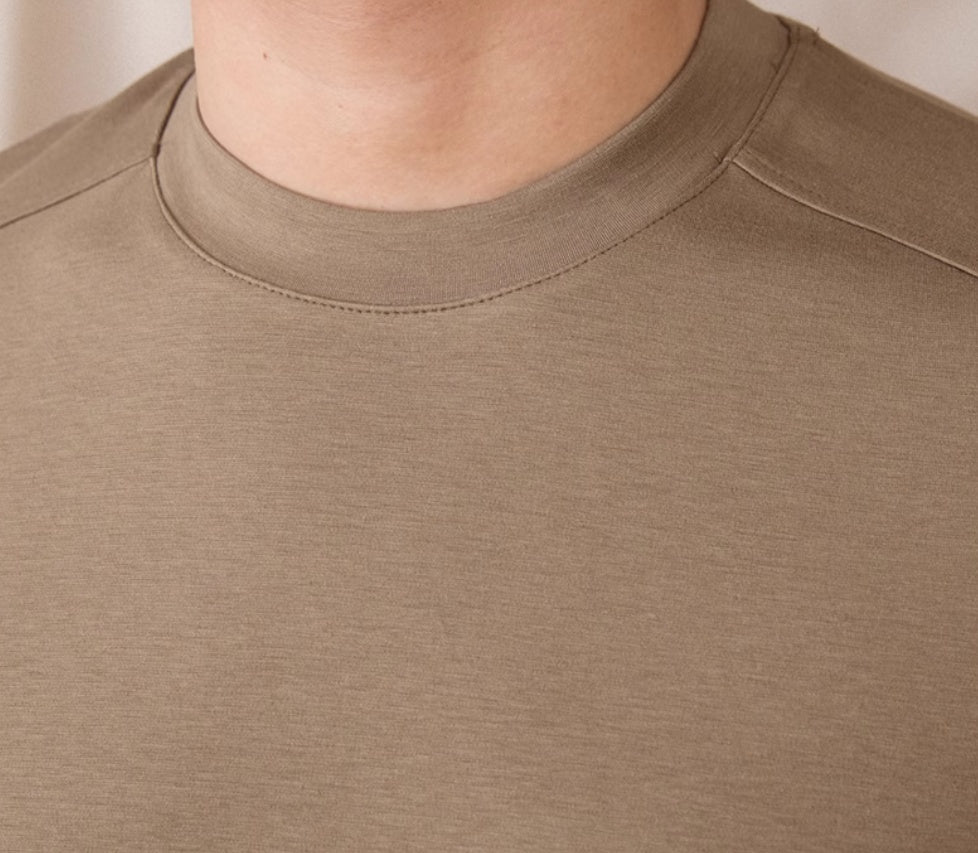 All-match Round Neck Breathable Slim-fit Base T-shirt
